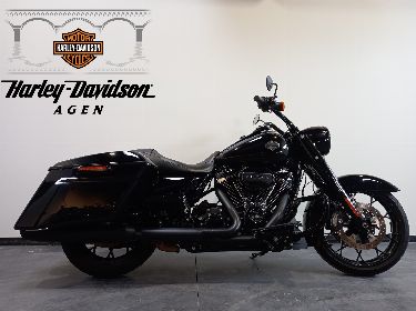 Harley Davidson d'occasion TOURING ROAD KING 1868 SPECIAL